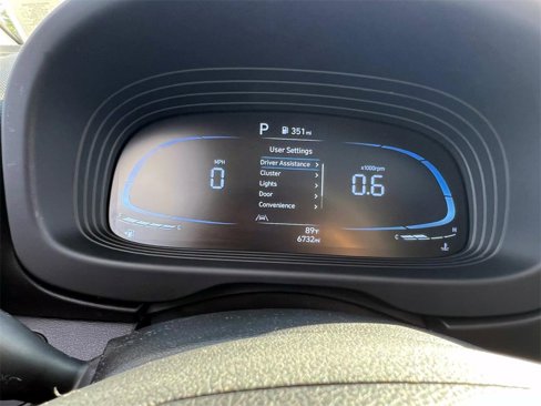 Certified 2023 Hyundai Venue SEL image 28