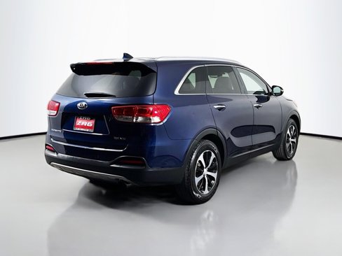 Used 2017 Kia Sorento EX image 5