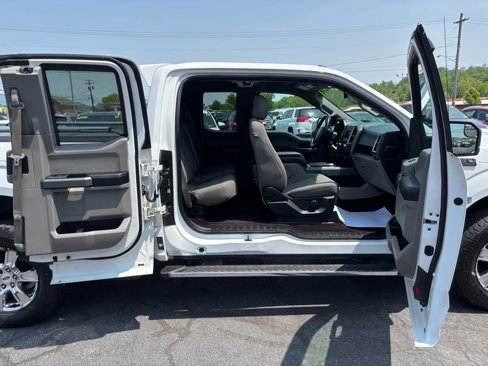 Used 2017 Ford F150 XLT w/ Equipment Group 301A Mid image 27