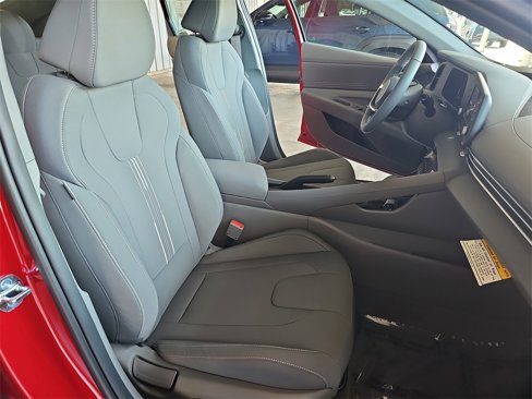 New 2025 Hyundai Elantra Sport image 10