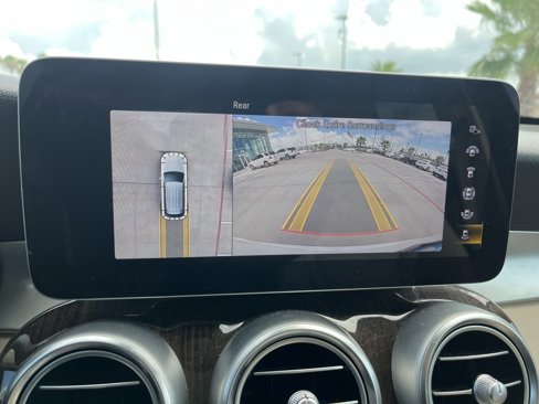 Used 2022 Mercedes-Benz GLC 300 image 12