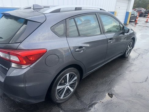 Used 2019 Subaru Impreza 2.0i Premium w/ Eyesight & BSD/Rcta & SRF image 8