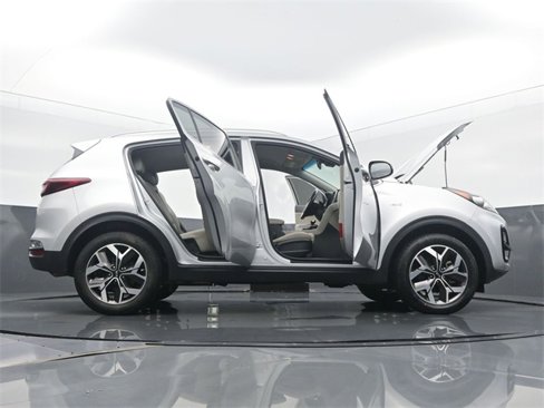 Used 2020 Kia Sportage EX image 61