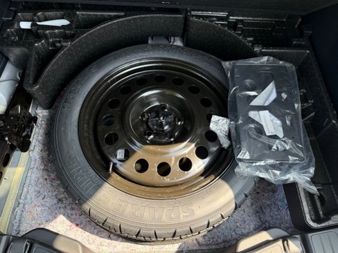 Used 2022 Ford Escape Titanium image 30