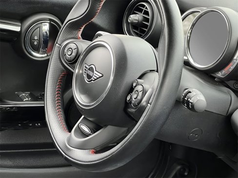 Used 2019 MINI Cooper S w/ Storage Package image 32