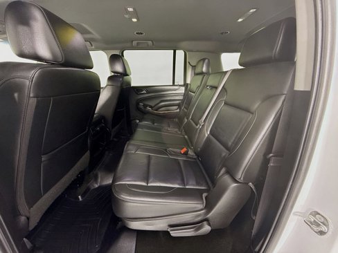 Used 2017 Chevrolet Suburban LT image 25
