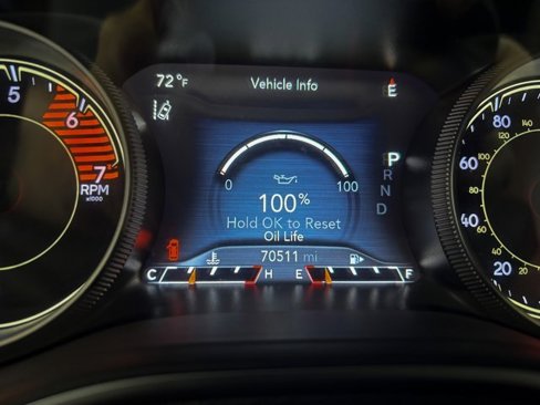 Used 2019 Jeep Cherokee Overland w/ Technology Group image 26