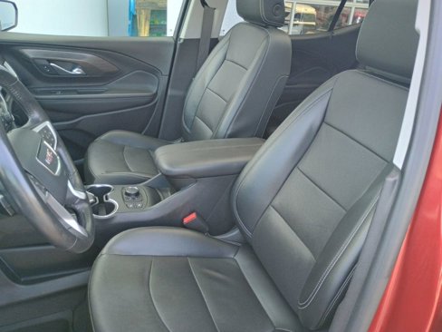 Certified 2022 GMC Terrain SLT image 12