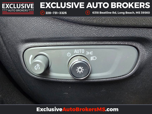 Used 2018 Chevrolet Equinox LS image 24