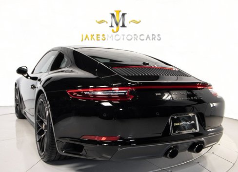 Used 2018 Porsche 911 Carrera 4 GTS image 8