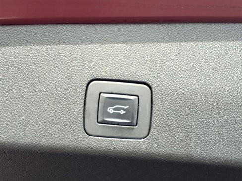 Used 2022 Buick Encore GX Essence w/ Advanced Technology Package image 11
