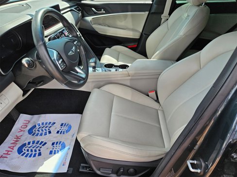 Used 2023 Genesis G70 2.0T image 11