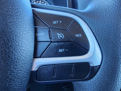Used 2023 Jeep Renegade Latitude image 19