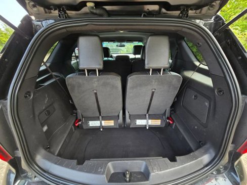 Used 2015 Ford Explorer XLT w/ Equipment Group 202A image 34