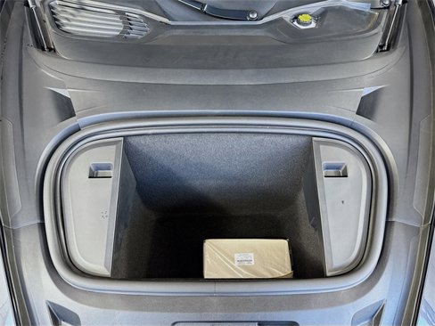 Certified 2021 Porsche Taycan 4S image 23
