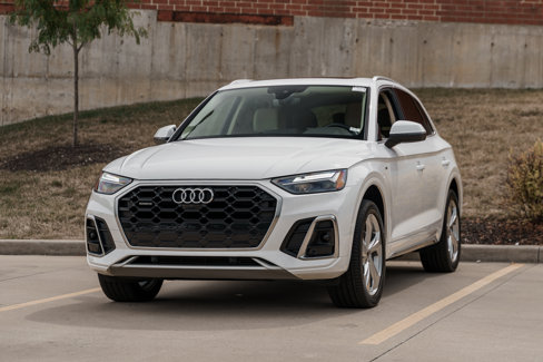 Used 2022 Audi Q5 2.0T Premium Plus w/ Premium Plus Package image 7