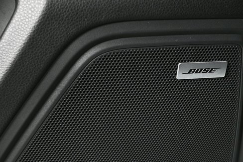 Certified 2021 Porsche Macan S image 7