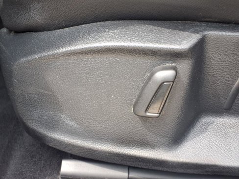 Used 2015 Volkswagen GTI SE image 12