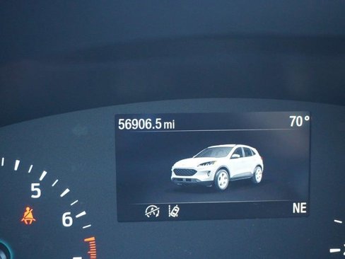 Used 2022 Ford Escape SE image 24