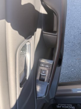 New 2026 Nissan Rogue SV image 10