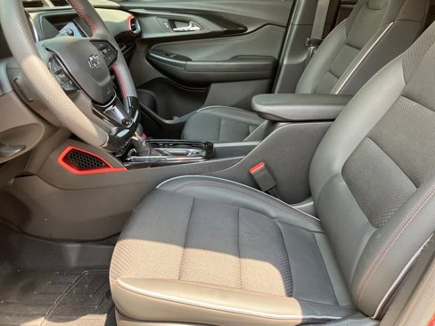 Used 2023 Chevrolet TrailBlazer RS image 18