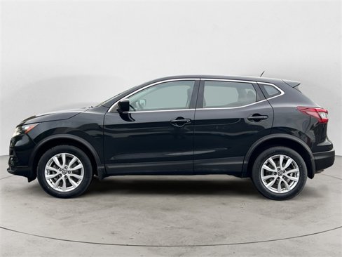 Used 2020 Nissan Rogue Sport S w/ Appearance Package image 2