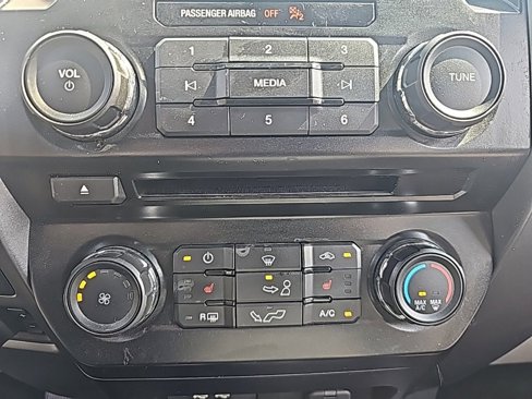 Used 2016 Ford F150 XLT w/ Equipment Group 302A Luxury image 33