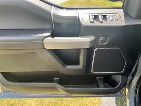 Used 2019 Ford F150 Lariat w/ Equipment Group 502A Luxury image 13