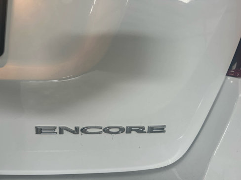 Used 2020 Buick Encore Preferred w/ Safety Package image 10