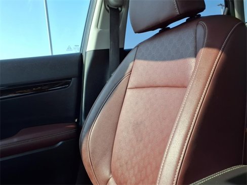 Certified 2022 Kia Seltos SX w/ Sunroof Package image 36