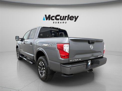 Used 2018 Nissan Titan PRO-4X image 3