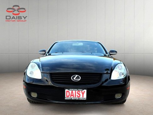Used 2005 Lexus SC 430 Convertible image 2