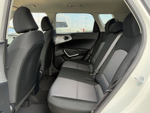 Used 2023 Kia Soul LX image 26
