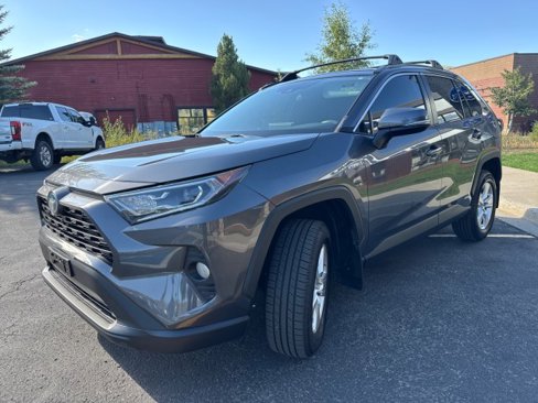 Used 2019 Toyota RAV4 XLE image 5