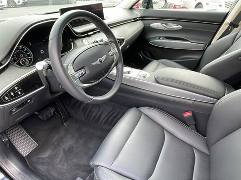 Used 2025 Genesis GV70 2.5T w/ Select Package image 14