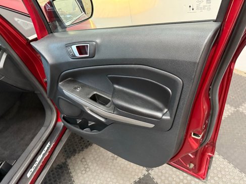 Used 2022 Ford EcoSport Titanium w/ Interior Protection Package image 31