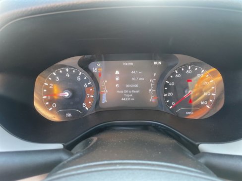 Used 2023 Jeep Compass Limited image 23