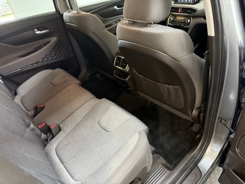 Used 2019 Hyundai Santa Fe SE image 33