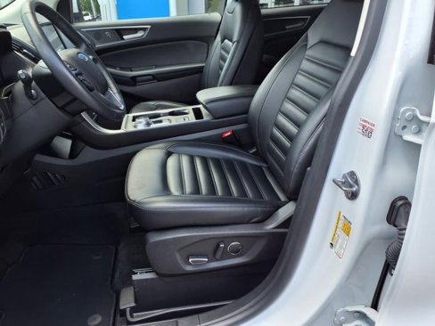 Used 2024 Ford Edge SEL image 16