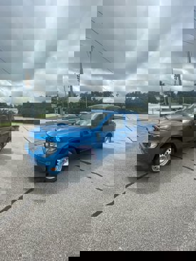 New 2025 Ford Maverick XL image 1