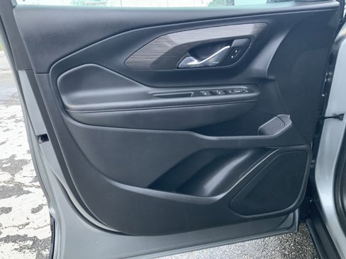Certified 2023 GMC Terrain SLE w/ Driver Convenience Package image 13
