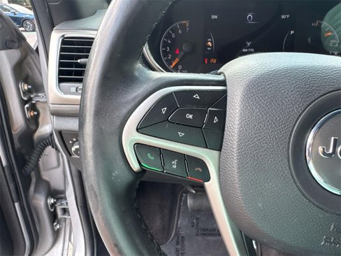 Used 2019 Jeep Grand Cherokee Laredo image 37
