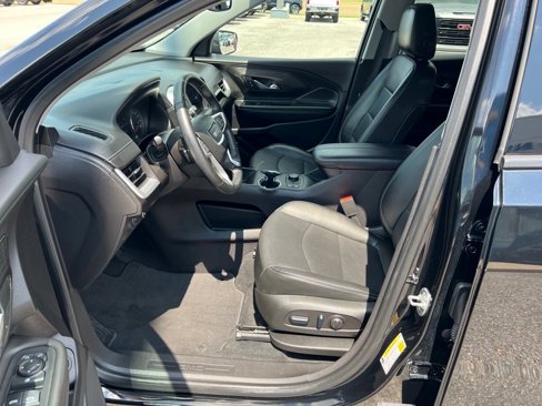 Certified 2024 GMC Terrain SLT image 11