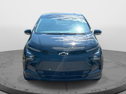 Used 2022 Chevrolet Bolt LT w/ Infotainment Package image 3