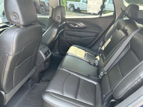 Used 2022 GMC Terrain SLT w/ LPO, Floor Liner Package image 18