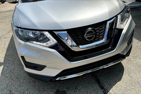Used 2019 Nissan Rogue SV image 26