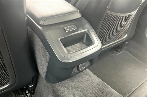 Certified 2025 Volvo S60 B5 Core image 30