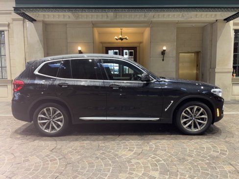 Used 2019 BMW X3 xDrive30i w/ Executive Package image 2