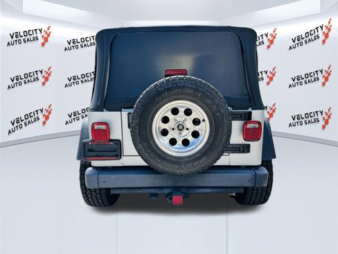 Used 2004 Jeep Wrangler X image 4