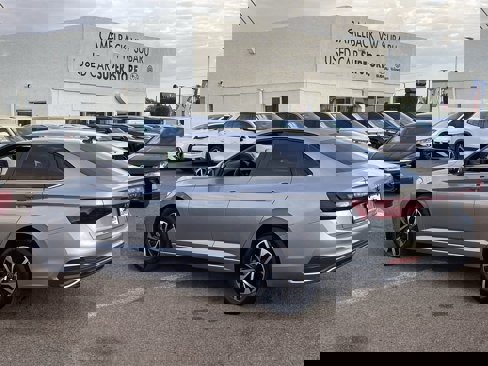 Certified 2025 Volkswagen Jetta S image 5
